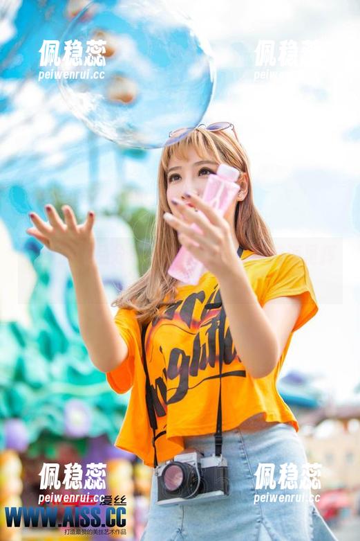 爱丝的作品分享：皮革女王在我脑海里挥之不去的身影…