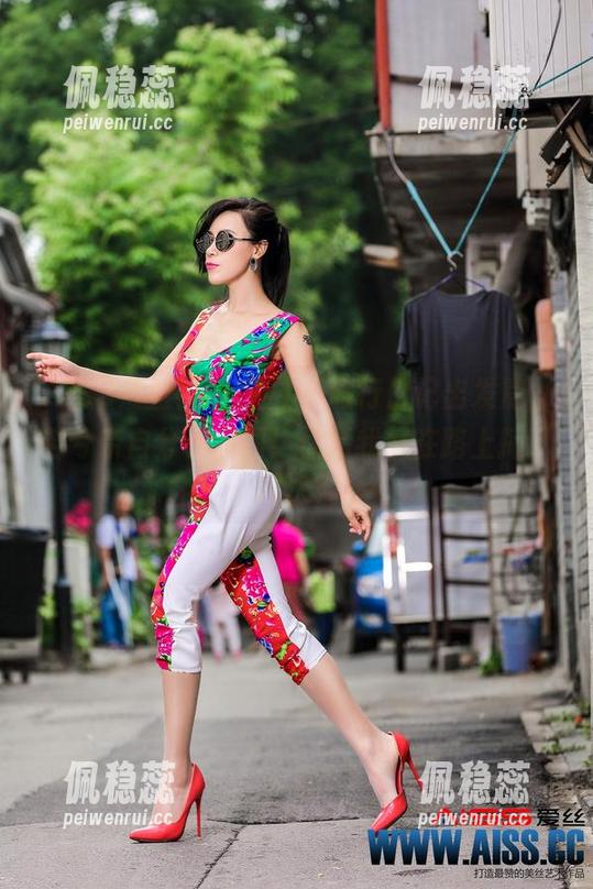 AISS爱丝(黄金版) - 旅行日记出发篇，若兮亲自分享原图！你猜我又在路上摔了几次？