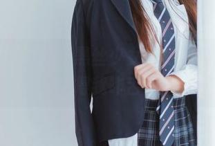 喵糖映画合集：黑丝少女们的隐秘聚会，看得我咋舌！