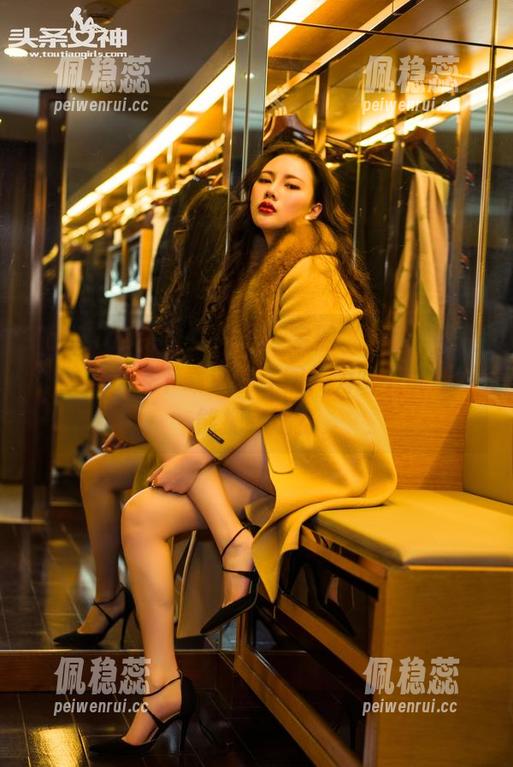 TouTiao头条女神 - 陈宇熙“套装”系列，唉，快来下载这些美图，为啥只能看不能拥有呢？
