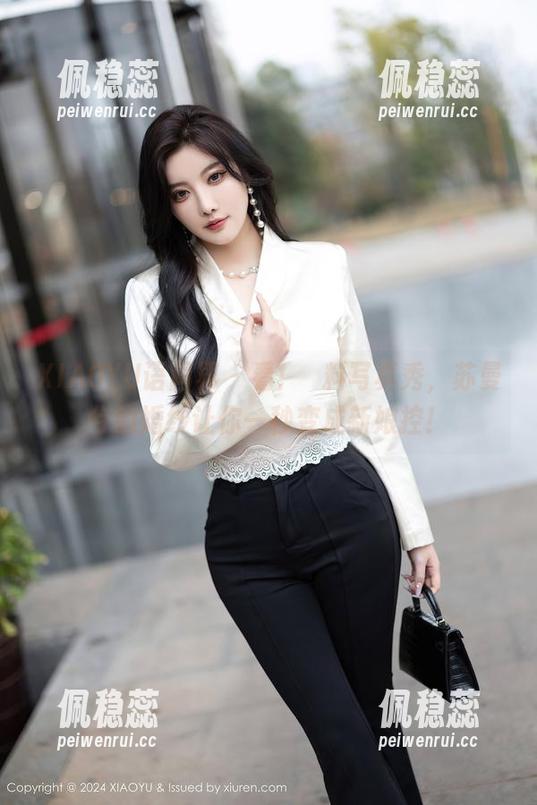 XIAOYU语画界 - 看！無料写真秀，苏曼兮的婚纱让你一秒变成新娘控！
