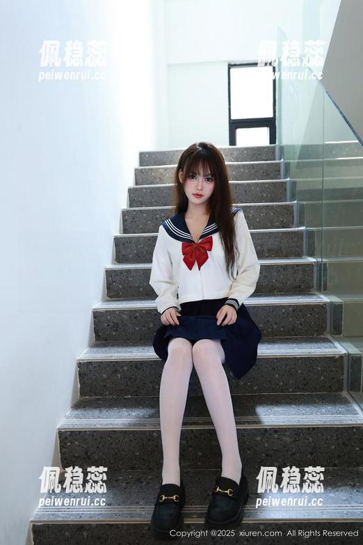 Xiuren秀人网-严利娅Yuliya Xiuren秀人网 - 黑色的魔力在严利娅Yuliya的美图中显现,让我多了几分好奇心。