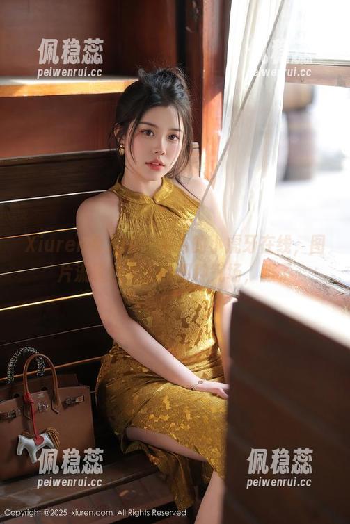 Xiuren秀人网 - 会飞的小虎牙在线，图片流露出女王的那种气场，服了