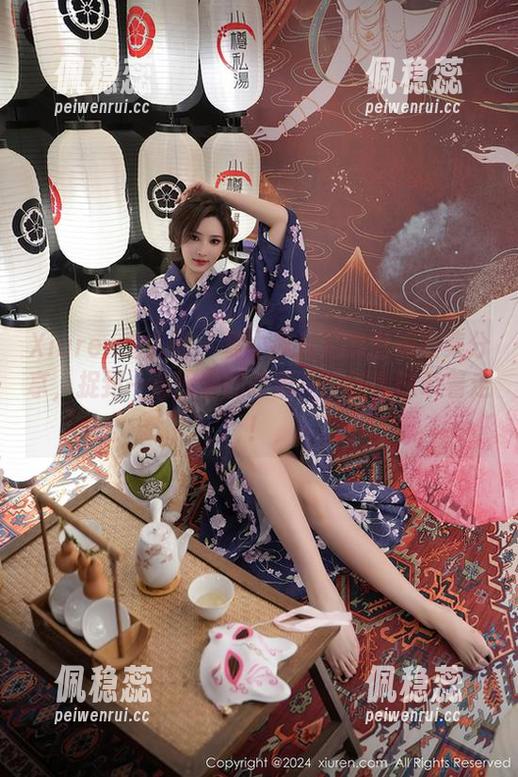 Xiuren秀人网 - 夏小秋秋秋的厨娘图集分享，捉到一点厨房的味道——被香味牵着走！