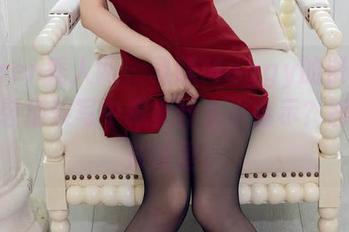 Xiuren秀人网 – 夏晓Maggy的镂空写真，轻描淡写中藏着什么小暗示？图集先放这里。