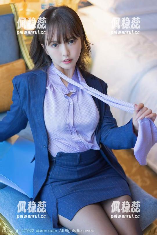 Xiuren秀人网 - 小小白思宜的最新写真集，真不愧是个厨房小能手！