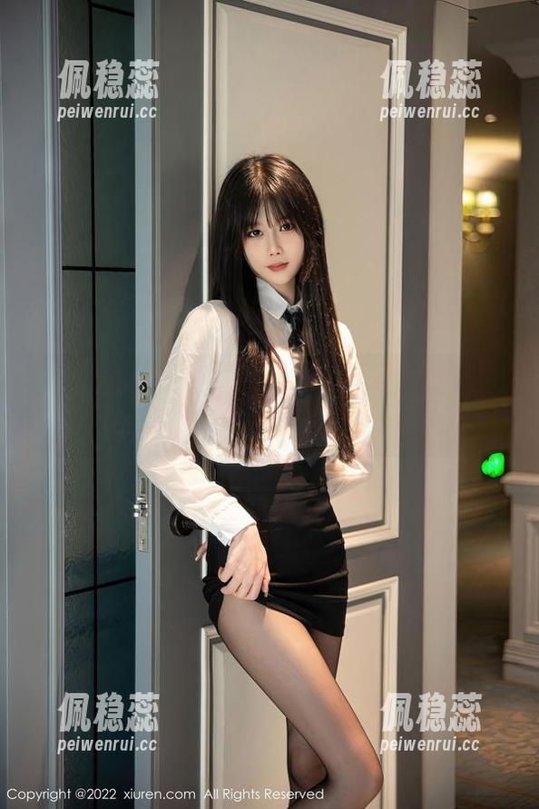 Xiuren秀人网 - 豹纹定制写真：潘娇娇一秒变身丛林女王，你要来一张吗？