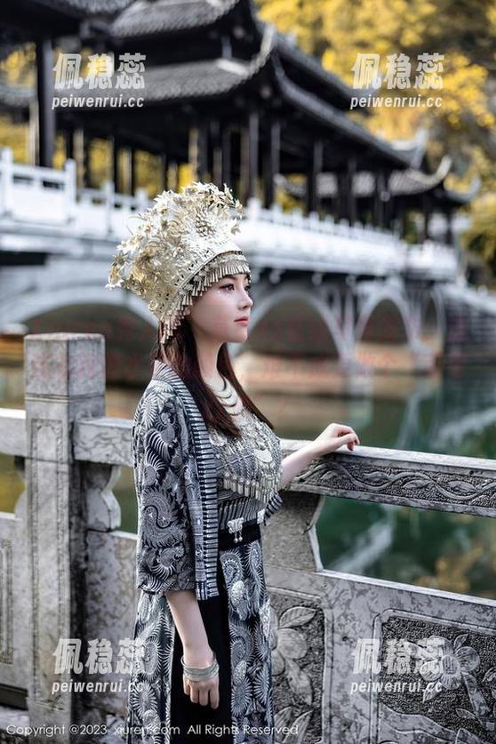 Xiuren秀人网-草莓zz Xiuren秀人网 - 草莓zz在线写真发布:这连衣裙像水果的颜色,难不成要做个“草莓zz派”?