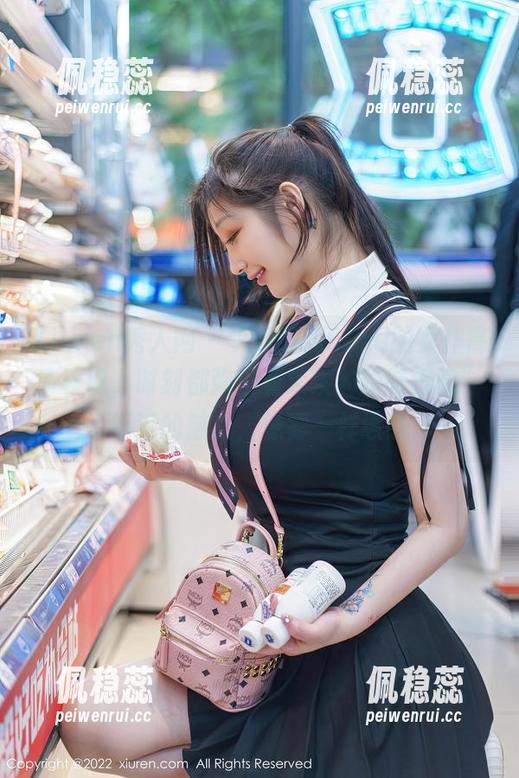 Xiuren秀人网 - “顾乔楠Cora的女仆高清表现，时刻都弥漫着淡淡的暧昧气息”说不清的魅力，像雾一样缭绕。