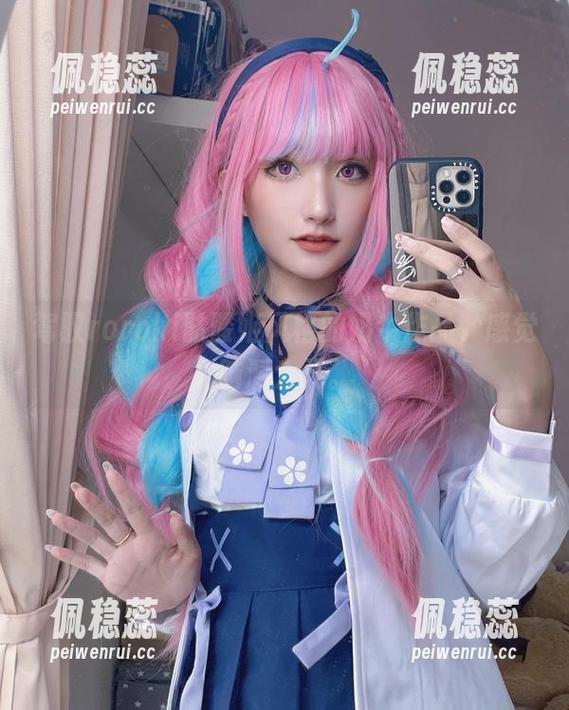驾驭roroki骷髅姬风格的奶牛作品，感觉脑洞大开。
