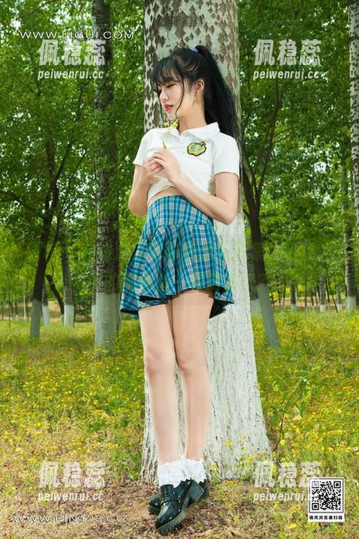 丽柜-可馨 丽柜 - 在线浏览可馨的泳衣图集,听说水中的她像鱼一样游得欢?