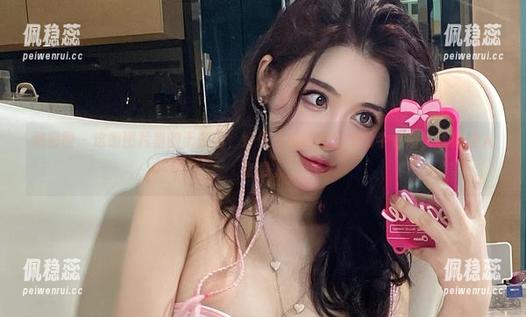 微密圈 - 这组图片里的于芷晴，好像从田间走出来的牛仔妞，纯得让人窒息。