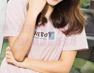 克拉女神 – 瑞莎的裸足写真集，如同夏日的小谜团最新登场