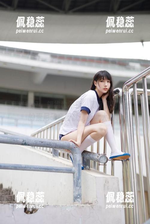身材很好，旗袍也不错，周叽是可爱兔兔的索尼子套图就是画面太美了