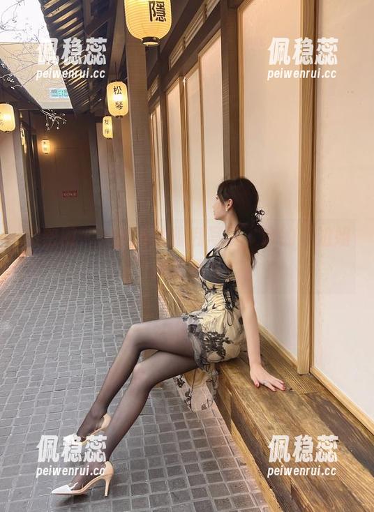 微密圈 - 周妍希的福利写真，谁的‘姐姐’都想拥有？