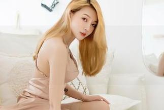 嗲囡囡 – 潘琳琳ber女孩写真集：好的，规则是不能太认真，你自己体会吧！