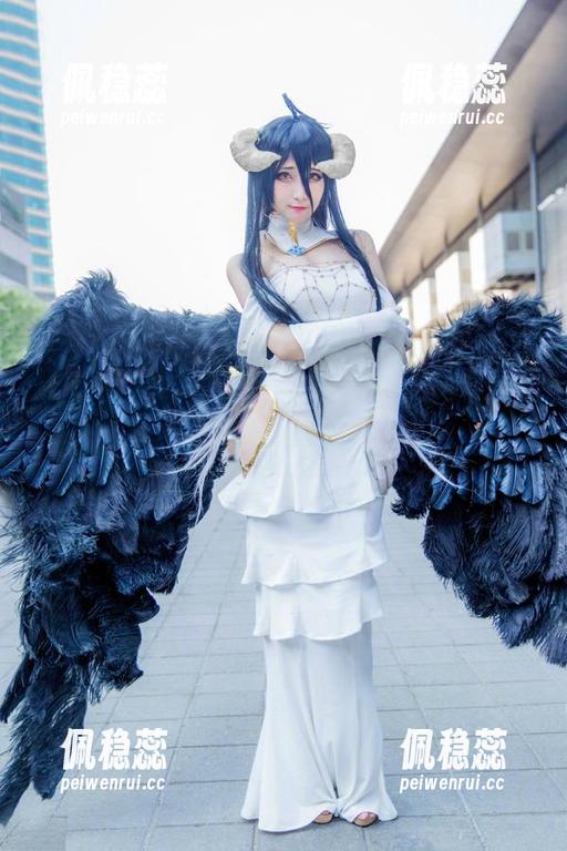 在下萝莉控ii的居家全套：当摄影师遇见了早餐