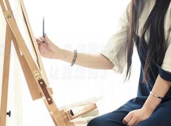 头条女神 – 哇，李梓熙的女仆装作品，竟让我想到了…