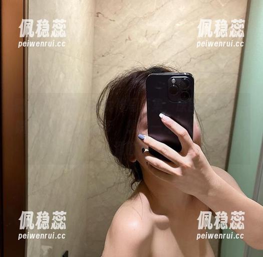 奶雯 微密圈 - 奶雯的女神写真集,原图中总有一瞬间让我停下脚步,想问一句:你是怎么做到的?