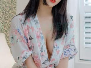 宋哈娜(송하나)的一击裸足原图，分享给你这份“无鞋”的震撼！
