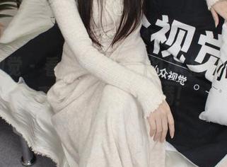 小众视觉 – 看，婷婷带来的JK福利作品，真的是小心心满满！