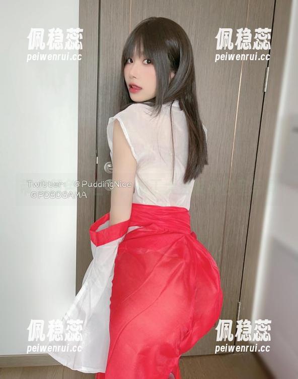 带点颜色的日常：布丁大法的办公室写真
