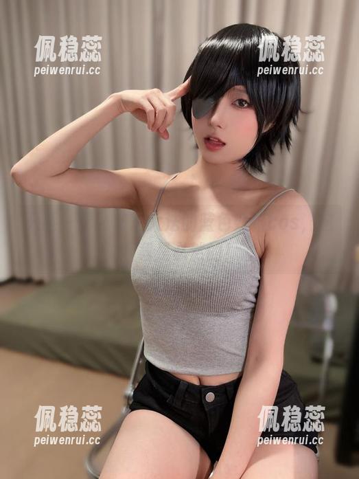 只要一看，布丁大法的蓝色妖姬cos，这下载是必然的！
