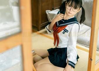 幼水铃衣的晨醒作品：那种只想赖床的满足感