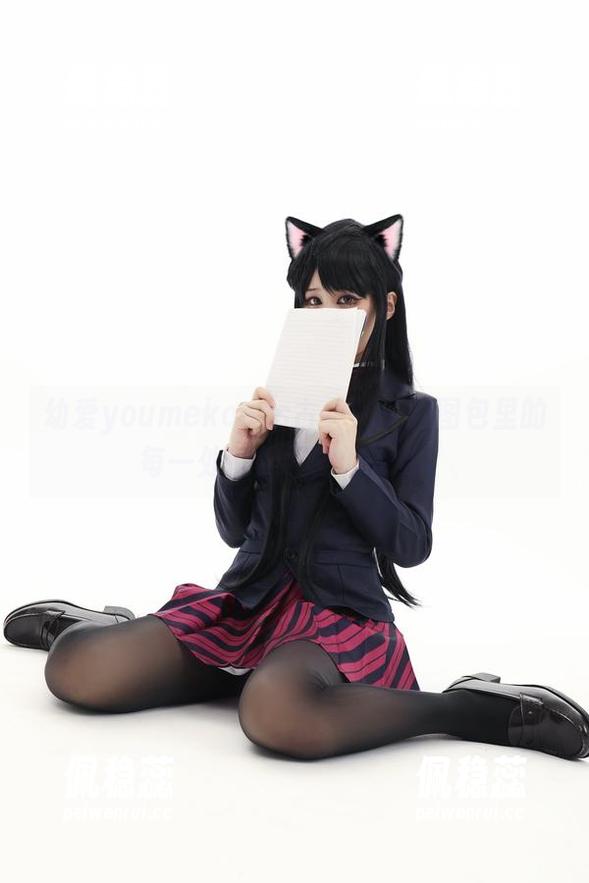 幼爱youmekocos古见硝子，图包里的每一处都是滑稽的故事。