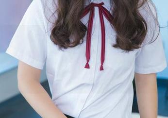 推女神 – Ann尤美的学妹系列套图，让你明白，学霸和学妹之间其实只隔着一部手机和一阵风。