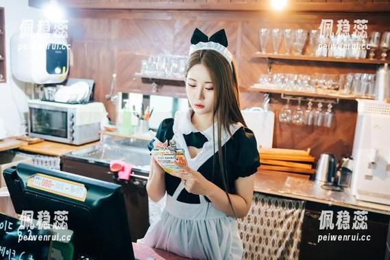 相信我，普美(bomi)的教室无圣光，原图灵魂满分！