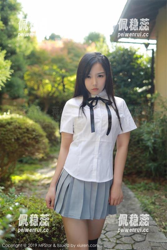 模范学院-蒋小静Jessica 模范学院 - 蒋小静Jessica的高清透明作品,宛如一幅水墨画,既洗净了灵魂又勾起一点点口水!