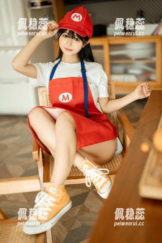 樱井宁宁的JK秘密真香——原图释放cute与困惑！