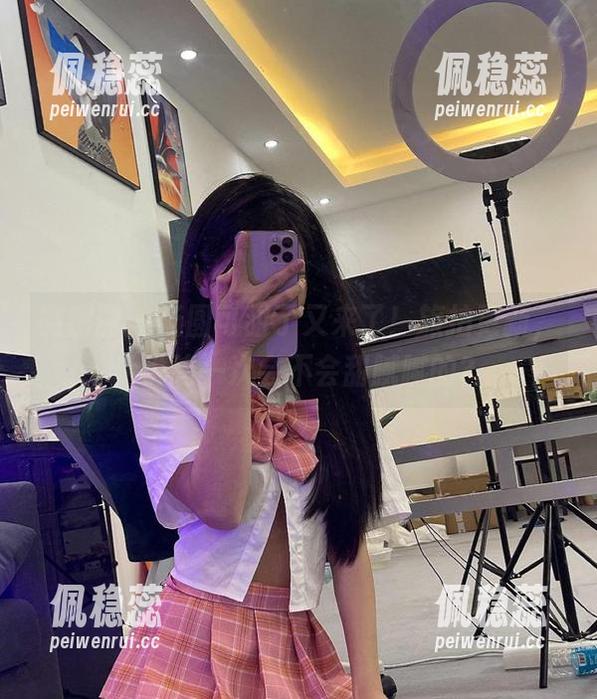 微密圈 - 汤圆可甜了又来了！旅拍更新，话说这一次会不会甜腻腻的？