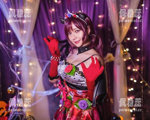 正在降落，洛丽塔大哥的空姐写真更新竟然如此轻盈。