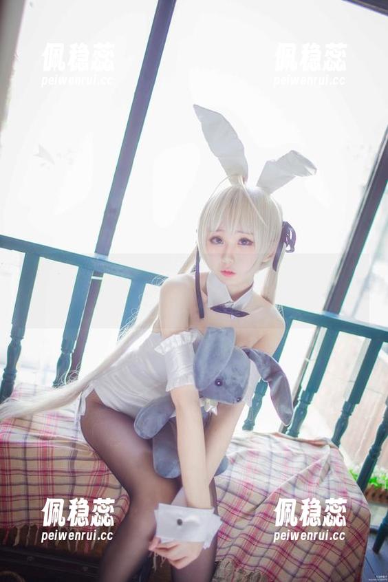 定制写真界的新领军者，看看浅野菌子如何优雅驾驭雅儿贝德。