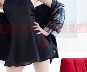 困在泳装里的索米，焖焖碳美图的绝佳插曲