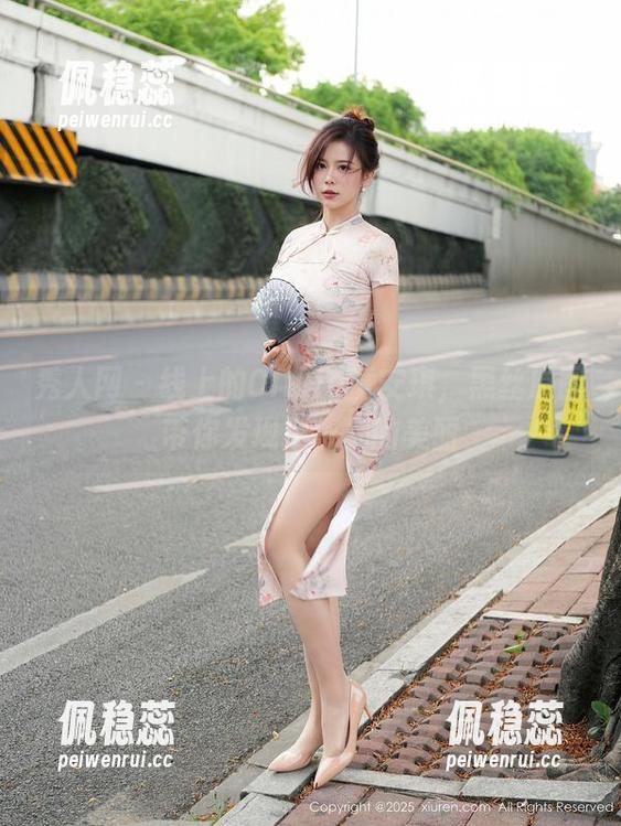 秀人网 - 线上的Olivia童安琪，黑丝原图带你发现不一样的美丽