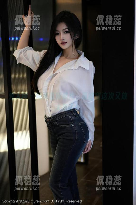 秀人网 - 妹妹最新照片，夏甜甜这次又放大招了！