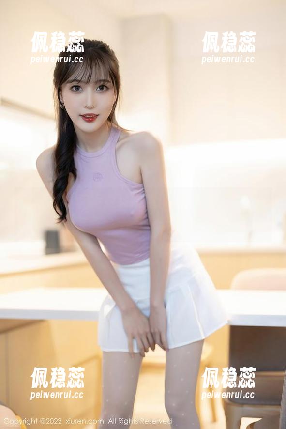 秀人网 - 直接购买娜露图包，心中默念：她的翘臀真是个不需要说话的存在。