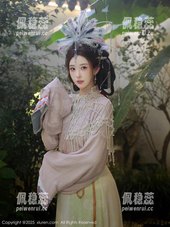 秀人网-恩一 秀人网 - 空姐恩一的私房图集,飞到别处的想象力,哈哈!