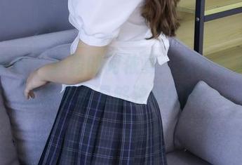 绮梦摄影 – 暴露的阿依夏：无修无水印，这合集也是够独特的吧。