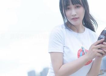短裙图包，脱尾巴Mizuki的精选，从每个角度看都让人心动。