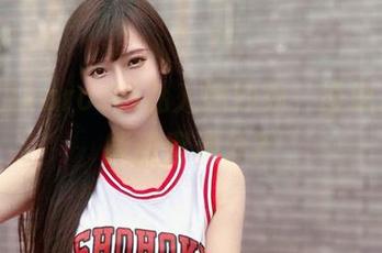 腐团儿Ikaros的私人婚纱秀，谁说私拍不能甜蜜满分？