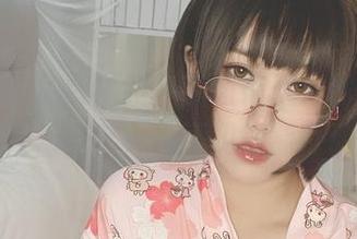 圣诞节的免费福利，芋圆侑子为你送上几张照片，当然，也不见得能打动你。