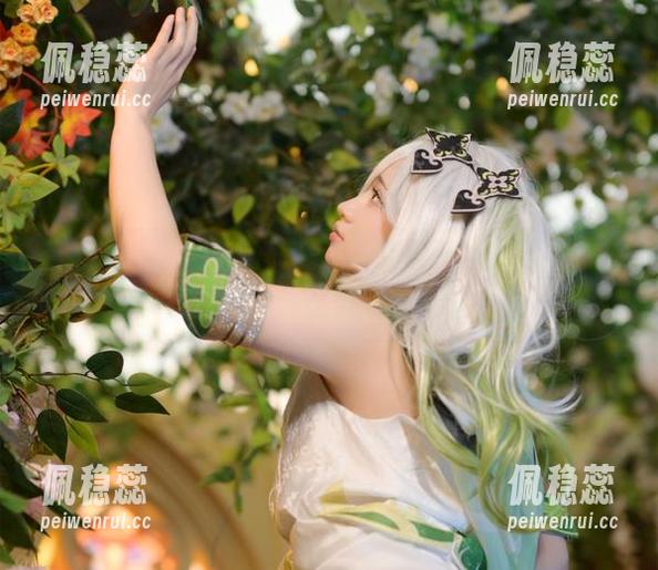 莱可Raika的运动时光——高清图包在手，心底却在思考：这姿势有用吗？
