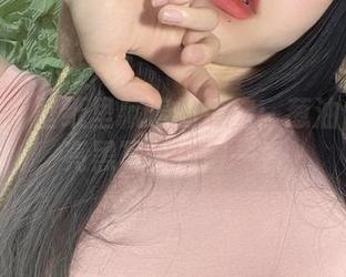 微密圈 – 壁纸里藏着的情绪：葱油饼er的亮黑写真值得一看