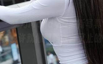 蜜桃社 – 梦乃Mandy的最新写真，蕾丝的轻舞或许就像那颗欲言又止的心。