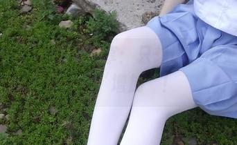 西尔酱黑丝校服分享：只想说，历史课上有新‘增加’！