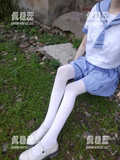 西尔酱黑丝校服分享：只想说，历史课上有新‘增加’！